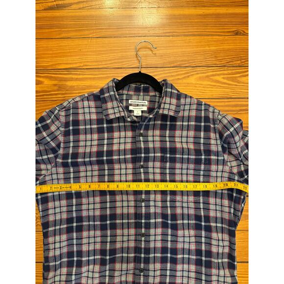 Amazon Essentials Plaid Flannel Button-Up Shirt – 100% Cotton, Size M - Picture 5 of 6